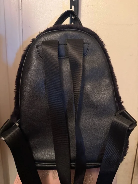 Juicy Couture Black Faux Fur Mini Backpack with Pink Heart Charm - Picture 2 of 2